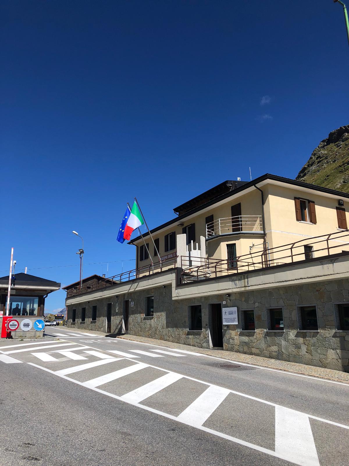 The Swiss-Italian border